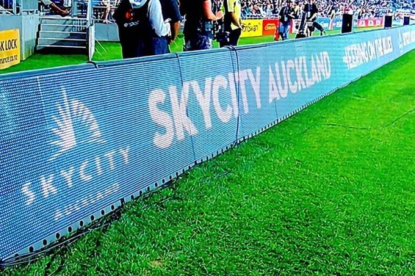 Stadium-LED-screen-2